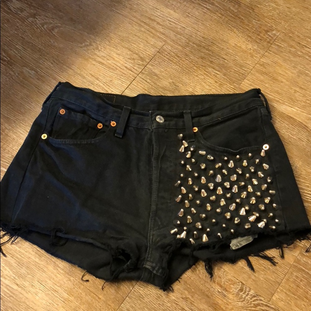Levi Ragged Priest Studded Shorts